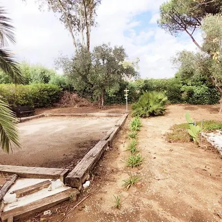 Casa vacanze Bright With Pool In *